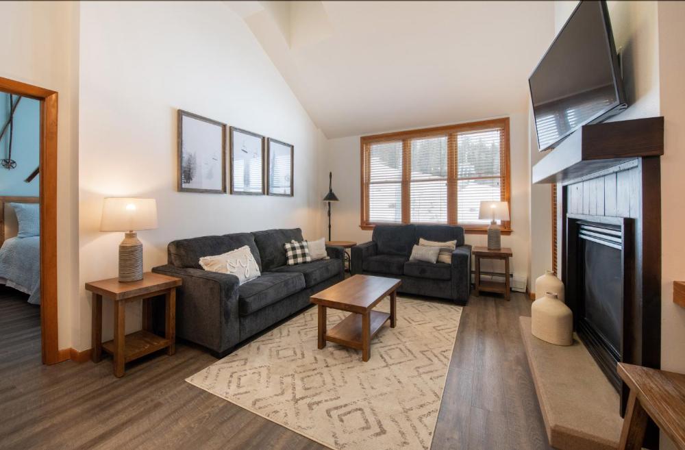 Zephyr Mountain Lodge Premium-Rated 1705
